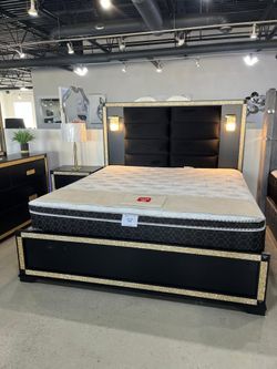 Elegant design black/gold 5 pc bedroom set w/2 reading lamps