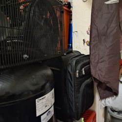 Cobalt Air Compressor 30 Gallons Oil Lube Cast Iron 