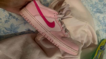 pink dunks Size 6