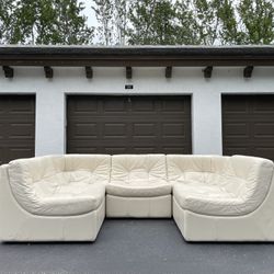 Couch/Sofa Sectional - Z Gallerie - Modular - Off White - Delivery Available 🚛