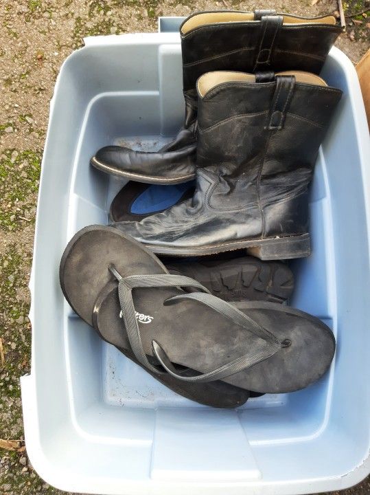 Free Men's Shoes, Boots And T-shirts