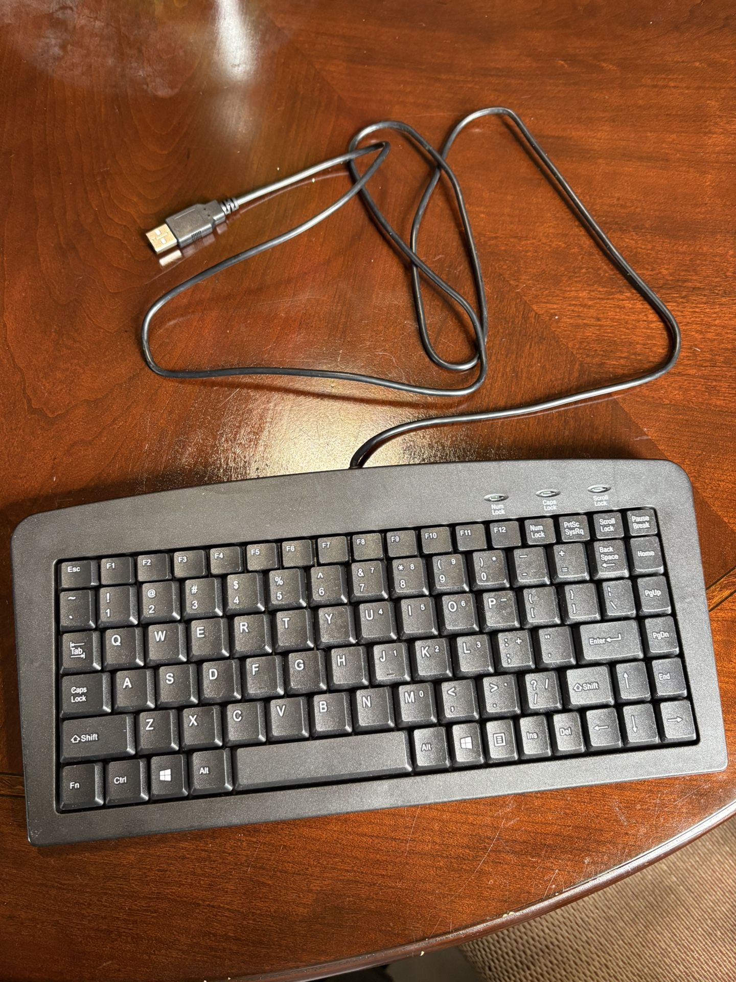 ADESSO Mini Keyboard LED Indicators