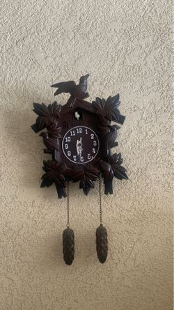 Vintage plastic coo coo clock