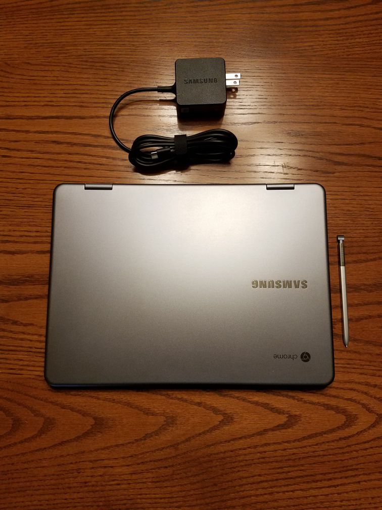 Samsung Plus V2 2-in-1 12.2" Touchscreen Chromebook Core m3 128gb
