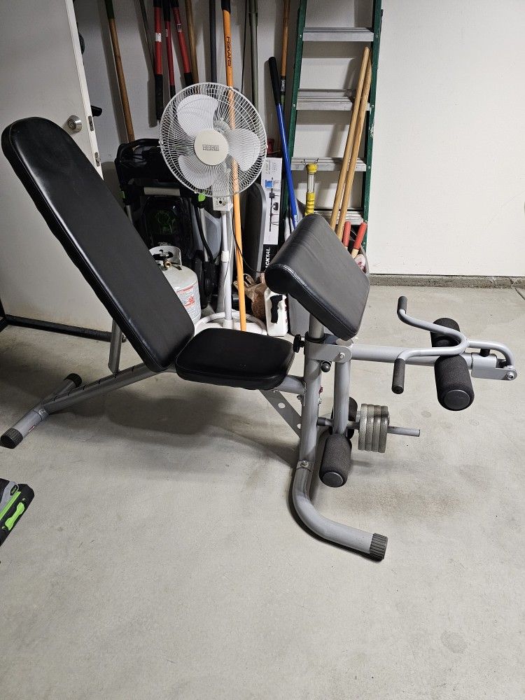 Adjustable Weight Bench