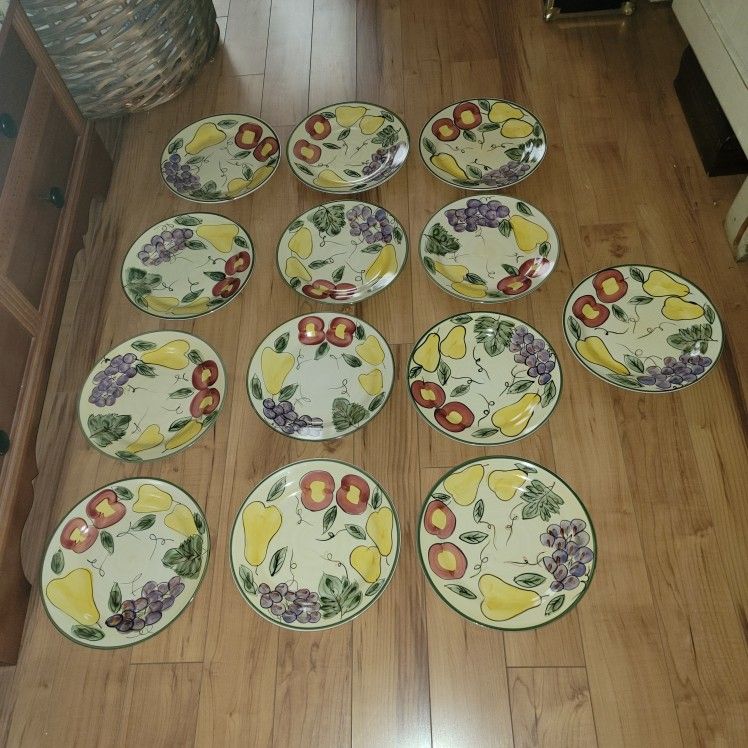 Royal Norfolk Dinner Plate 11" Fruit Design Greenbrier International Set
Of 13 Dinner Plates