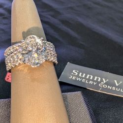 5Ct Diamond Ring With 14kw Available In Pear, Round, Emerald, And Princess Cut 