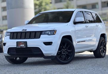 2017 Jeep Grand Cherokee