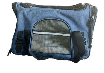 Pet carrier with waterproof mat, 10-15lb