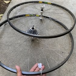 Bike road bike wheels 700