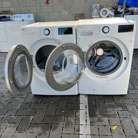 2021 LG Washer And Electric Dryer
