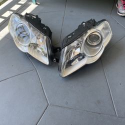 VW Passat Headlights