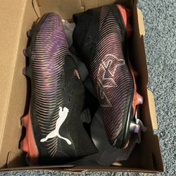 Men’s Puma Soccer Cleats Size 12