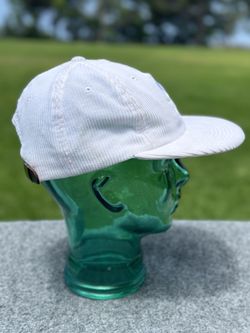 NWOT Classic White Supreme Corduroy S Logo 6 Panel hat for