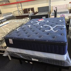 QUEEN PILLOW TOP MATTRESS 