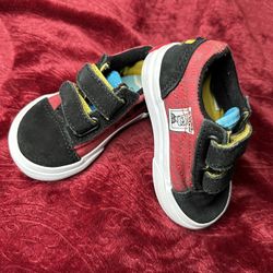 Van The Simpsons Boys Size 4