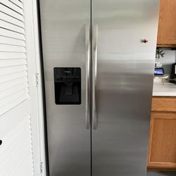 Amana Fridge