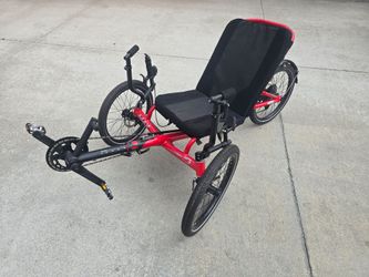 Catrike MAX Recumbent Trike – Made in USA – SRAM 1x11, Disc Brakes (Brand New)