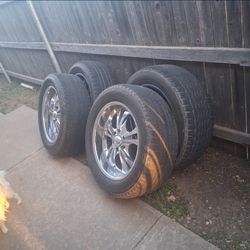Chrome 20" Boss Wheels with Decent Tires