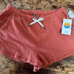 Vuori Shorts- Woman