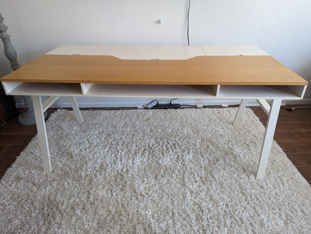 年末セール！IKEAデスク Ikea Desk for Sale in Spring Valley, CA - OfferUp