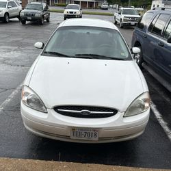 2002 Ford Taurus