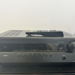 Onkyo HT R380 Receiver With Remote