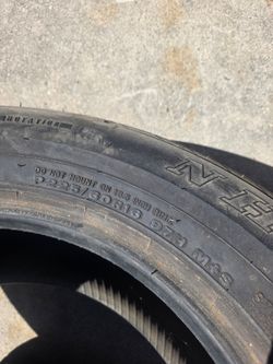 2 llantas 90 por ciento de vida