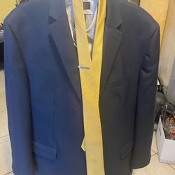 $85 Calvin Klein Men’s Navy Blue Suit