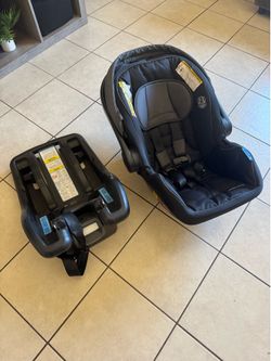 Infant car seat (Graco snugride 35 lite elite)