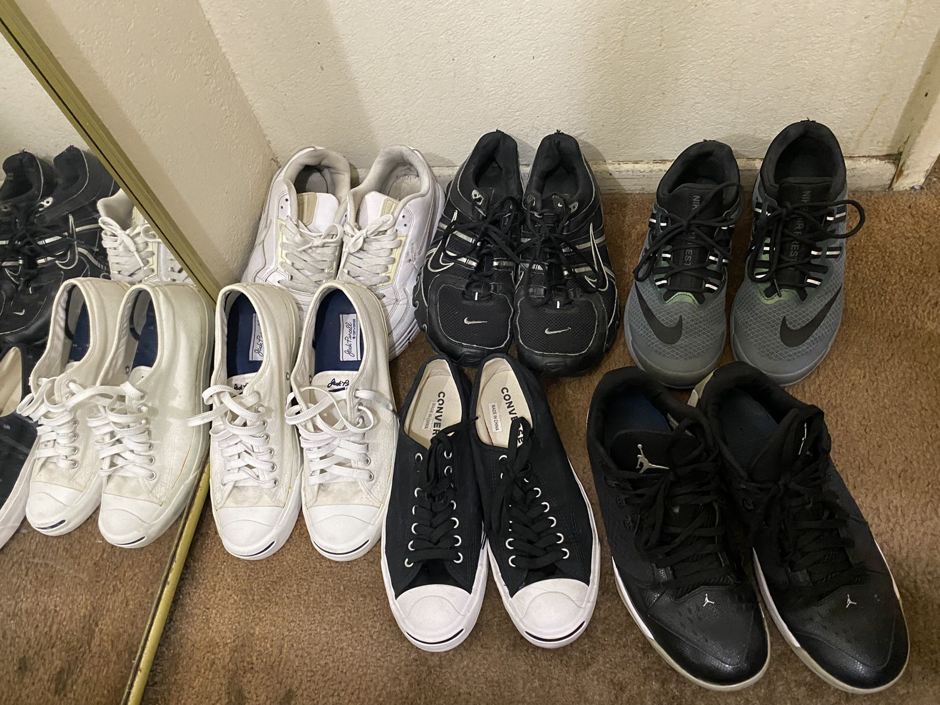 Men’s Tennis Shoes 