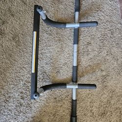 Pull Up Bar