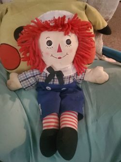 Raggedy Andy doll