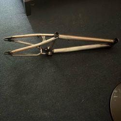 Premium Frame 
