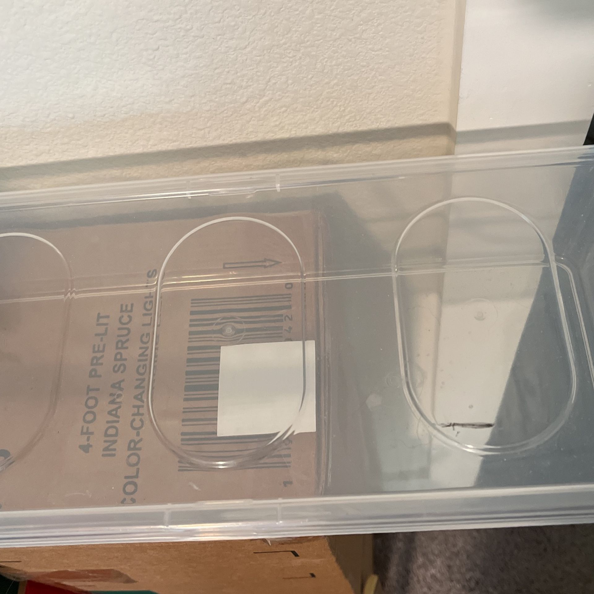 Storage container great for a pantry or a closet to store, toothbrushes, toothpaste, soaps, etc. make up