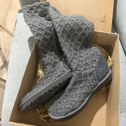 UGG Lattice Cardy Boots – Charcoal Grey (Size 9)