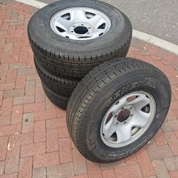 General Reliatrek HT Tires & Wheels - Good Tread