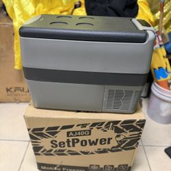 SETPOWER  AJ40 42 Quart Portable Car Refrigerator 2 IN 1 PORTABLE FRIDGE FREEZER-ENERGY EFFICENCY MAX=FAST COOLING. ECO=ENERGY SAVING  Key item featur