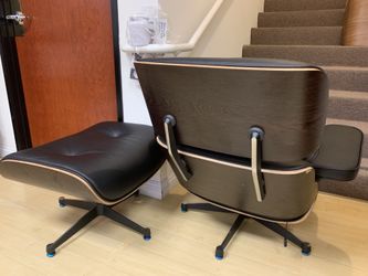 Wenger Wood Eames Lounge Chair Replica Black Leather