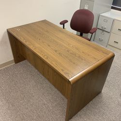 Desk With Lateral Filing Cabinet