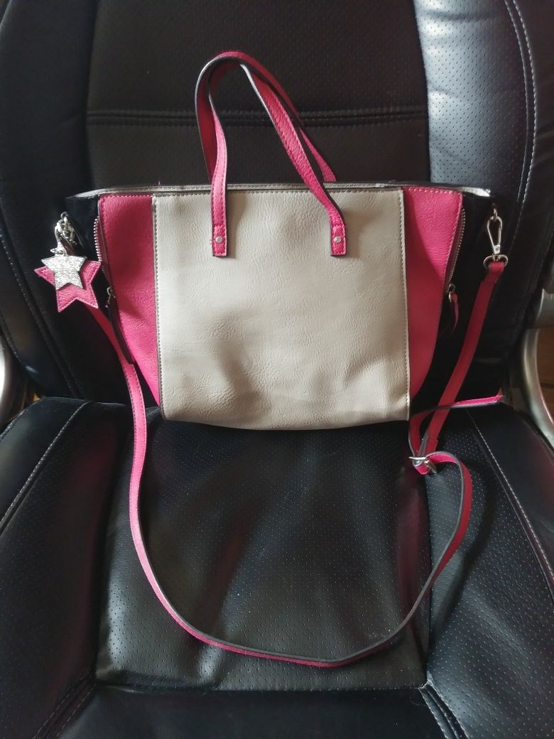 Candie's purse pink and grey new with long shoulder strap