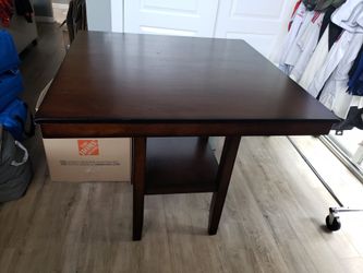 Square High Table Forsale