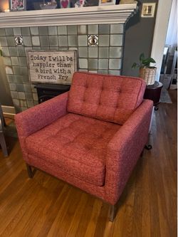 THRIVE FURNITURE GORGEOUS BURNT ORANGE ARMCHAIR WITH TUFTED CUSHIONS