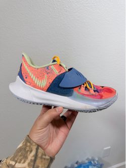 Nike Kyrie 3 low atomic