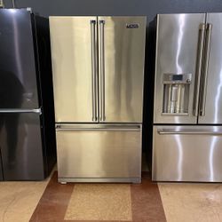 VIKING 36” Counter Depth French Door Refrigerator‼️‼️