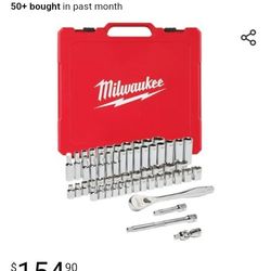 Milwaukee Tool Set