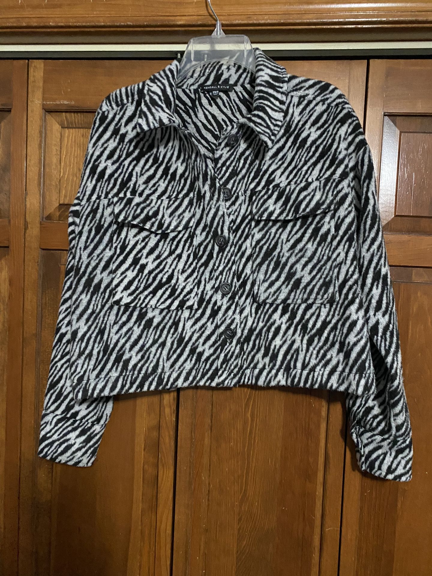 Women’s xs/small Kendall and kylie black and white jacket