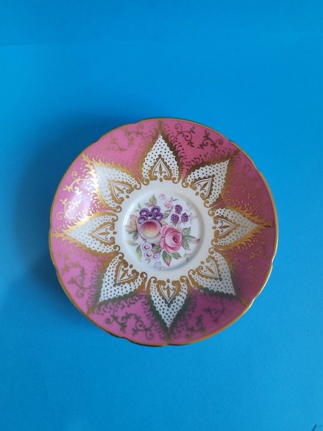 Paragon Saucer Single Warrant Rose Peach Grapes Pink Gold Made England Fine Bone China.
