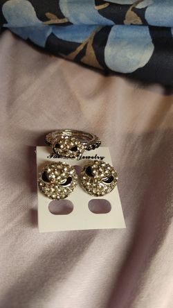 Nightmare before christmas earrings and size 7 ring