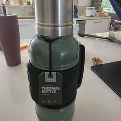 Stanley Thermos 1.4L – Brand New – Green